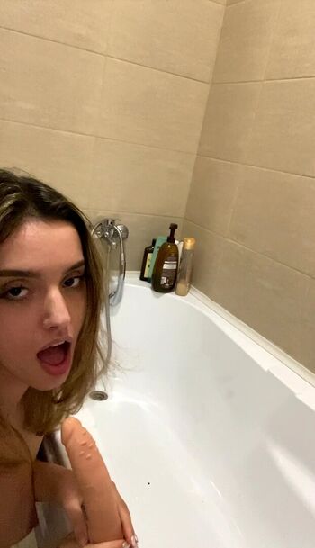 Full leaked Vivienne noir private onlyfans photo