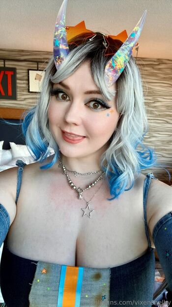 Full leaked Vixenshelby private onlyfans photo