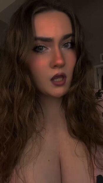 Full leaked Vixenveexo private onlyfans photo