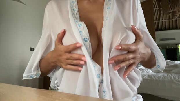 Full leaked Voronina model private onlyfans photo