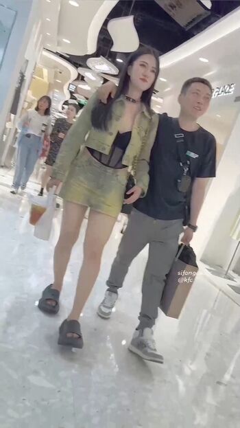 Voyeur Asian Pissing Toilet &Amp; Upskirts Only