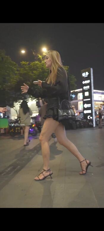 Full leaked Voyeur asian pissing toilet amp upskirts only page private onlyfans photo