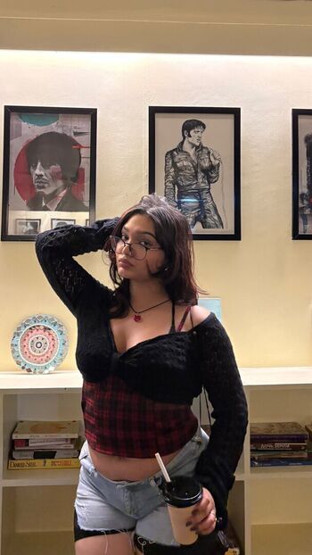 Full leaked Vrindardddd private onlyfans photo