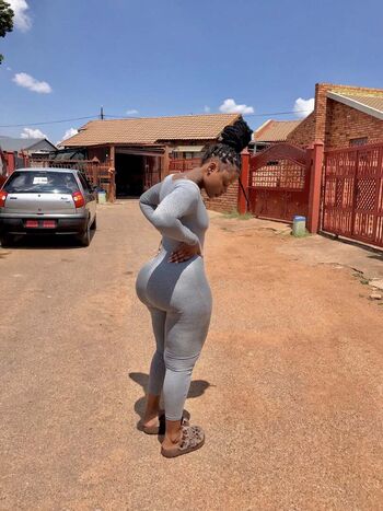 Full leaked Vunene taiwo mabunda private onlyfans photo