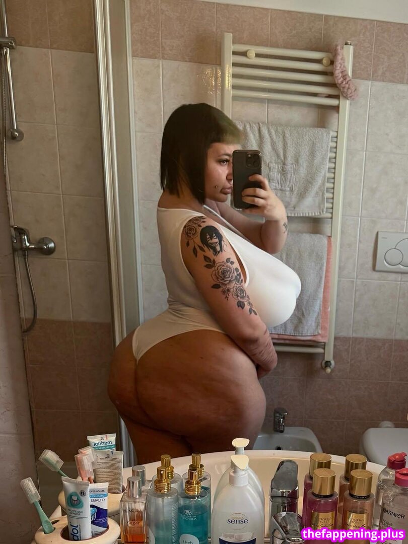 Mxmmytina / VVALENTINABONETALLI नग्न OnlyFans फोटो #136