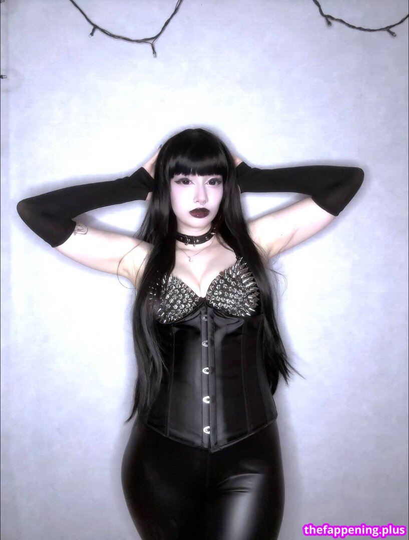 Parlament_vodka / Vvodochka / voddochka / voddochkaa Çıplak OnlyFans Fotoğrafı #22