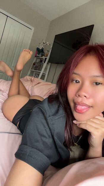 Full leaked Waffleellax private onlyfans photo