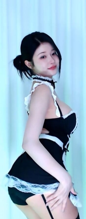 Full leaked Wannabe page private onlyfans photo