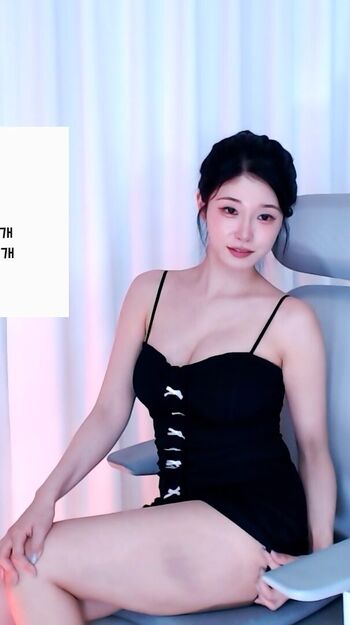 Full leaked Wannabe page private onlyfans photo