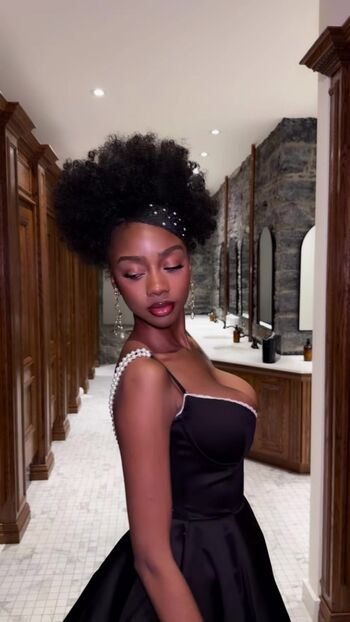 Full leaked Webeecca private onlyfans photo