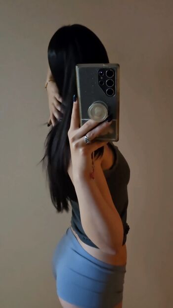 Full leaked Weeniestwee private onlyfans photo