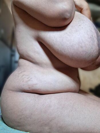 Full leaked Weirdogirl private onlyfans photo