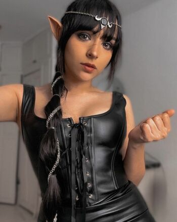 Full leaked Wekasuwi private onlyfans photo