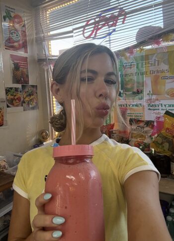 Full leaked Whipped cream private onlyfans photo