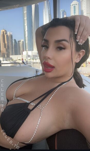 Full leaked Whitechoccolat private onlyfans photo