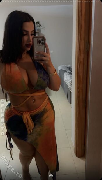 Full leaked Whitechoccolat private onlyfans photo