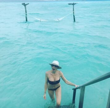 Full leaked Whitney cummings private onlyfans photo