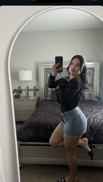 Full leaked Petite tumi / private onlyfans photo