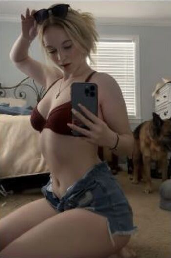 Full leaked Who is this private onlyfans photo