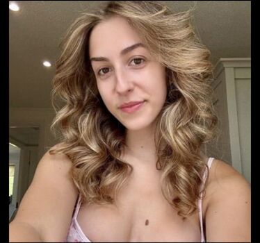 Full leaked Angelina/ private onlyfans photo