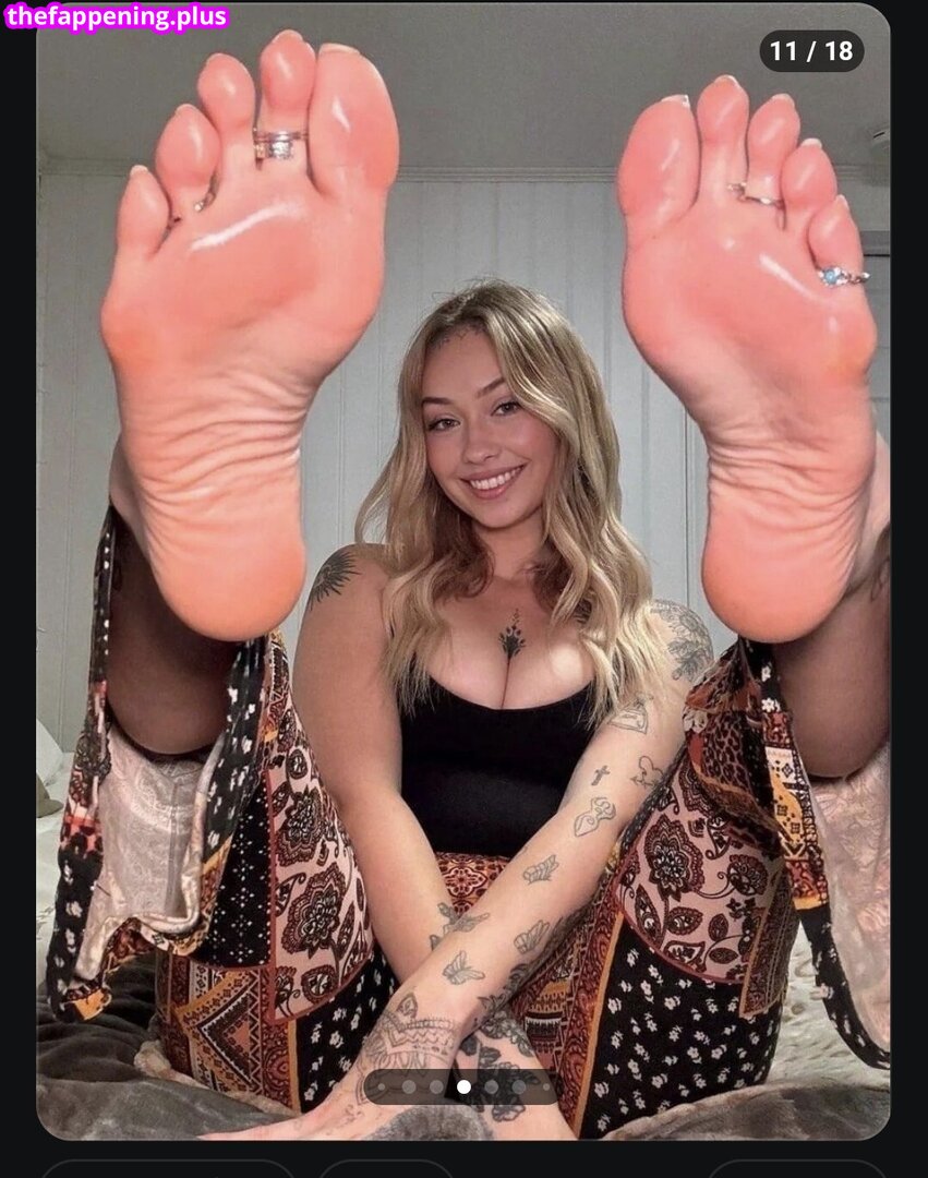 Full leaked Photos/ /m/mikaela //mikaela  .jpg private onlyfans photo