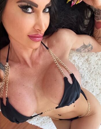Full leaked Who is this / private onlyfans photo