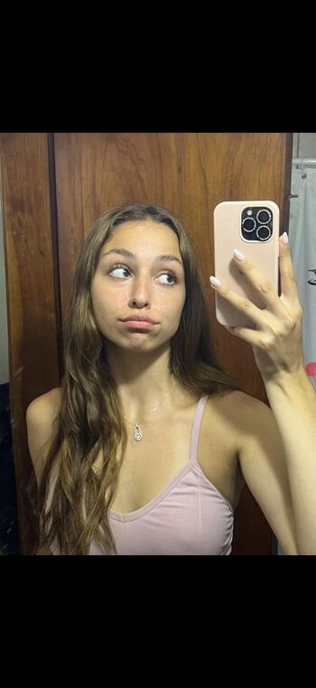 Full leaked Fiza choudhary/ private onlyfans photo