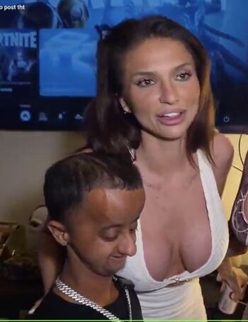 Full leaked Greta foss/ private onlyfans photo