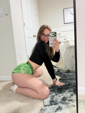 Full leaked Leena/ private onlyfans photo