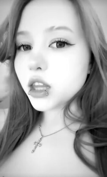 Full leaked Mikscain/ private onlyfans photo