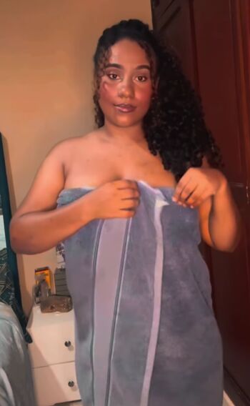 Full leaked Wifelovesblack/ private onlyfans photo