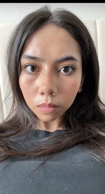 Full leaked Prettylyriqq/ private onlyfans photo