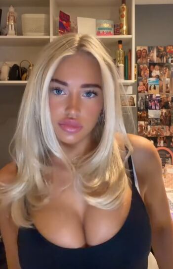 Full leaked Keely hadley/ private onlyfans photo