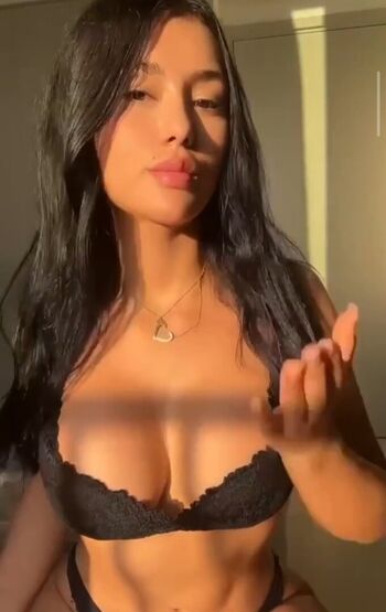 Full leaked Jasmin aurora / private onlyfans photo