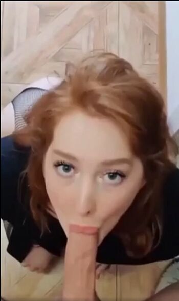 Full leaked Ella netzer/ private onlyfans photo