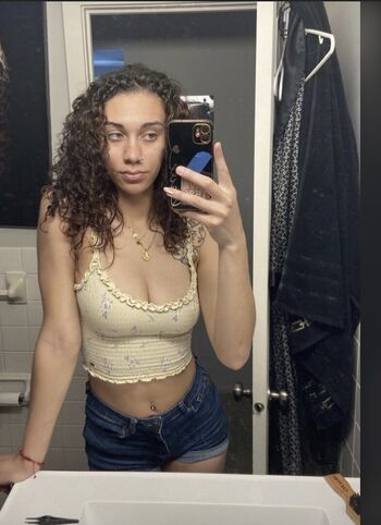 Full leaked Adelaideasterix/ private onlyfans photo