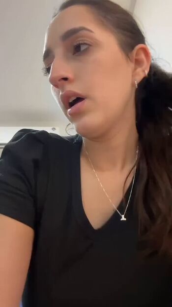 Full leaked Averymiller/ private onlyfans photo