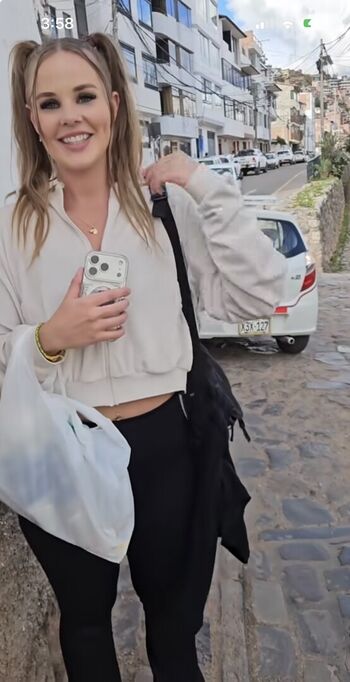 Full leaked Lexie grace love/ private onlyfans photo