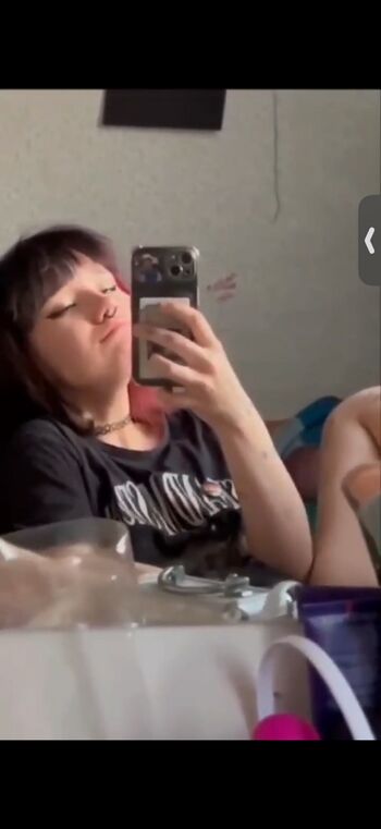 Full leaked Charlotte lemay/ private onlyfans photo