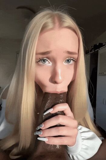 Full leaked Hillary duff/ private onlyfans photo