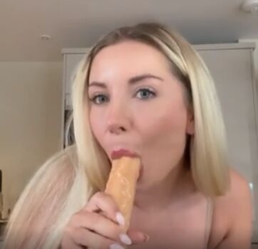 Full leaked Laura caballero/ private onlyfans photo