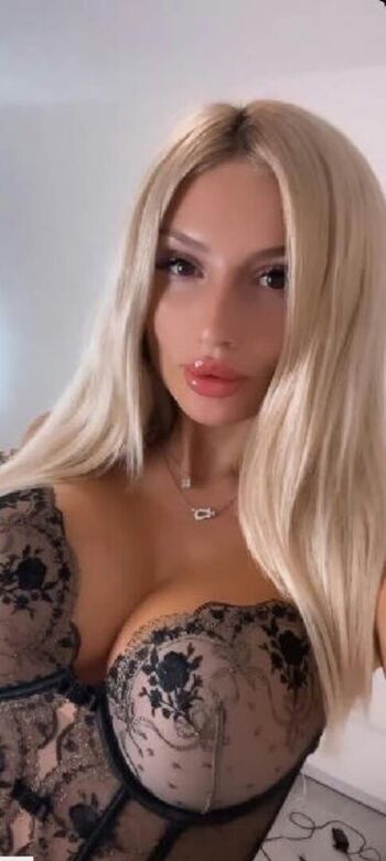 Full leaked Mishell morales/ private onlyfans photo