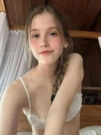Full leaked Carniello/ private onlyfans photo