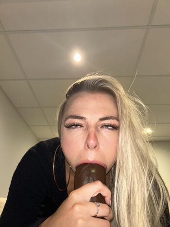 Full leaked Emily feld / private onlyfans photo