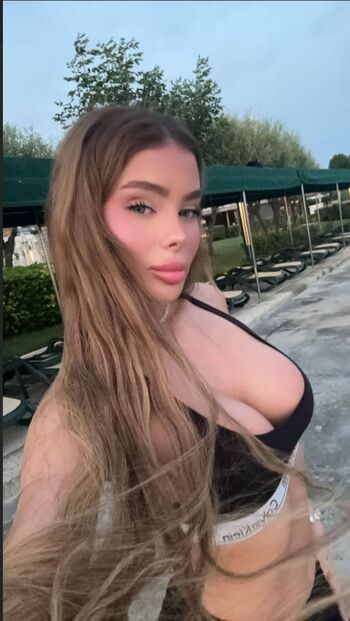 Full leaked Mayte milf/ private onlyfans photo