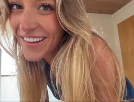 Full leaked Clara marie melody/ private onlyfans photo