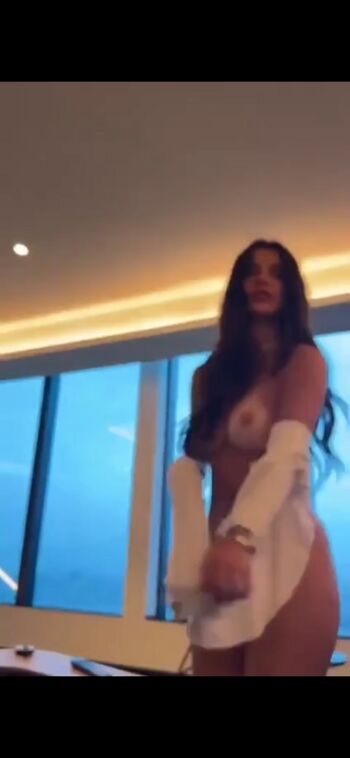 Full leaked Lilabuns/ private onlyfans photo