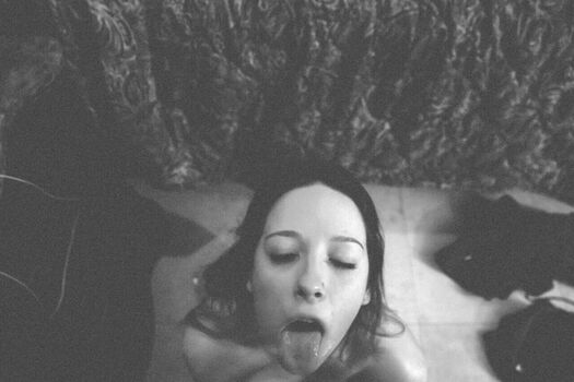 Full leaked Excinderella / private onlyfans photo