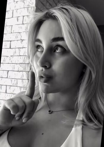 Full leaked Licii sanchez/ private onlyfans photo
