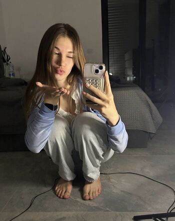 Full leaked Dadiesbabygirl/ private onlyfans photo